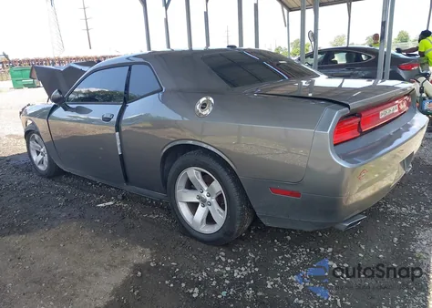 2012 Dodge Challenger Sxt z USA, uszkodzony, nr VIN 2C3CDYAG8CH125277